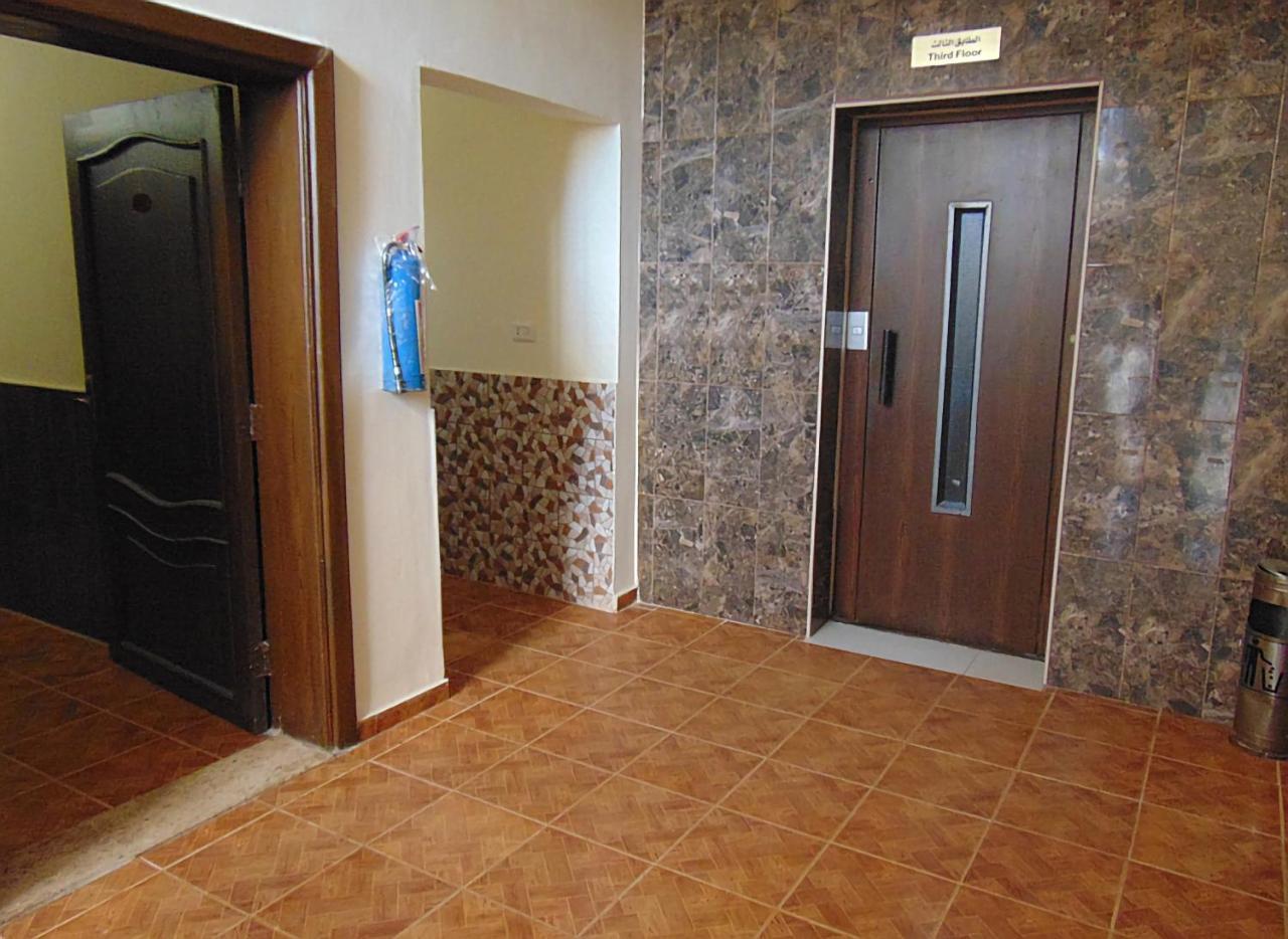 Al-Nujoom Hotel Suites Amman Luaran gambar