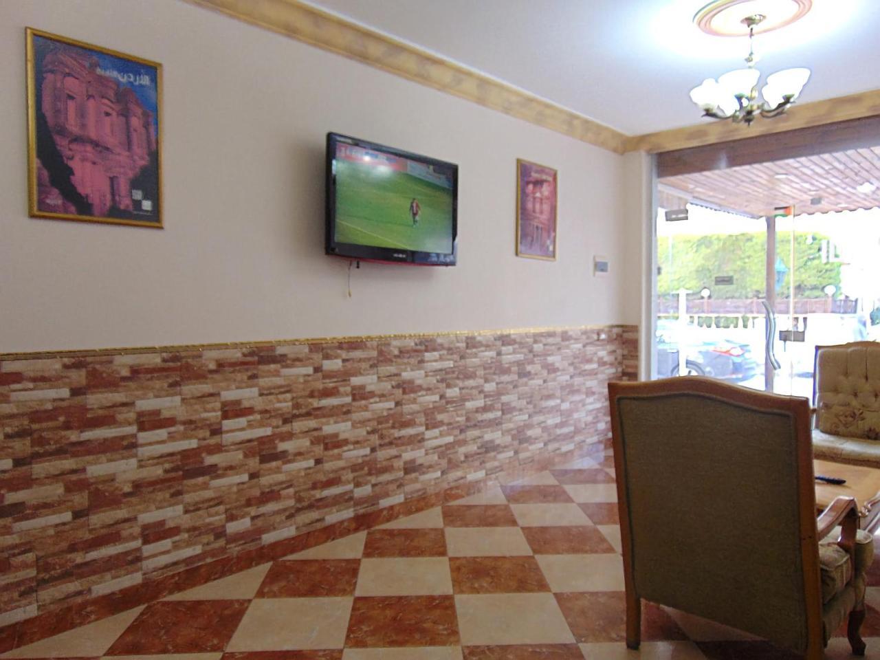 Al-Nujoom Hotel Suites Amman Luaran gambar