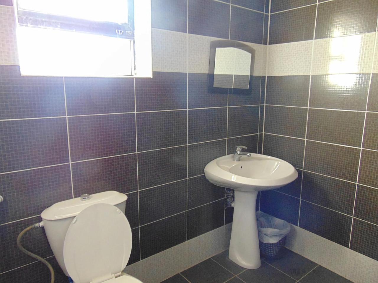Al-Nujoom Hotel Suites Amman Luaran gambar
